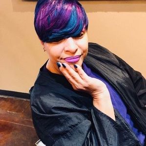 Meet your Posher, Monet